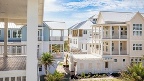 Exterior - Luxurious Getaway in CS South with access to 20+ resort like amenities (Port Aransas)