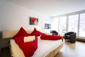 Wifi gratis y ropa de cama 