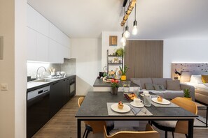 Dining - CHASA TULAI F114: GENEROUSLY RENOVATED ALPENCHIC STUDIO IN HOLIDAY PARK TULAI F114 (Scuol)