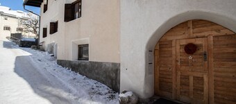 CHASA CURASCH: COSY, MODERN FURNISHED, 1.5-ROOM HOLIDAY FLAT