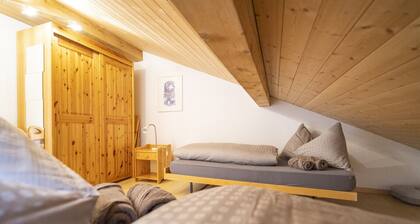 Chasa Trü No. 8: Idyllic 2.5-room flat in the Trü holiday village