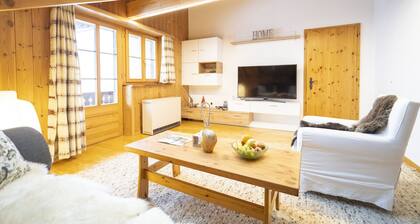 Chasa sur Chafarrer: Lovely 2.5 attic apartment in Guarda.