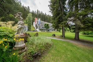 Unclassified image, 5 of 19, button - Chasa La Plavna: Charming 2.5 room flat with large balcony near the golf course (Vulpera)