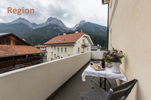 Chasa Silvretta: Newly furnished, well located 2.5 room holiday flat