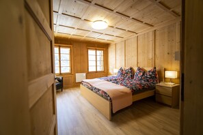 2 habitaciones, wifi gratis y ropa de cama