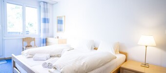 Chasa Plavna - Willeke: Beautiful and cosy 3.5-room apartment with large balcony in Vulpera