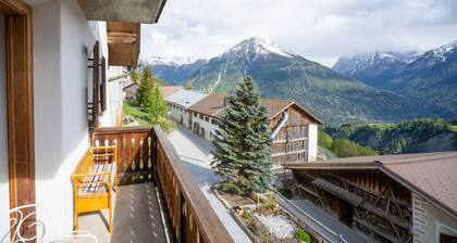 Chasa Rosa 1: 3.5-Zimmerwohung im idyllischen und sonnenverwöhnten Bergdorf Vnà