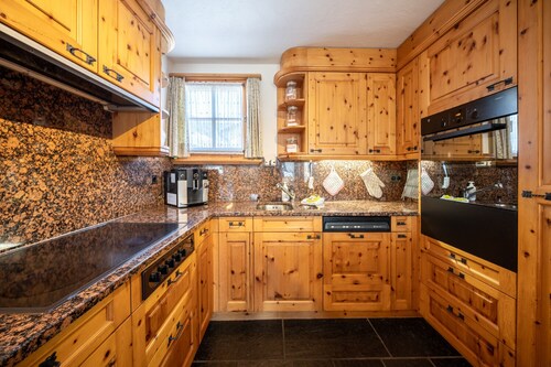 Chasa Munt Plan: Beautiful 3.5 room flat with views of the Lower Engadine Dolomites