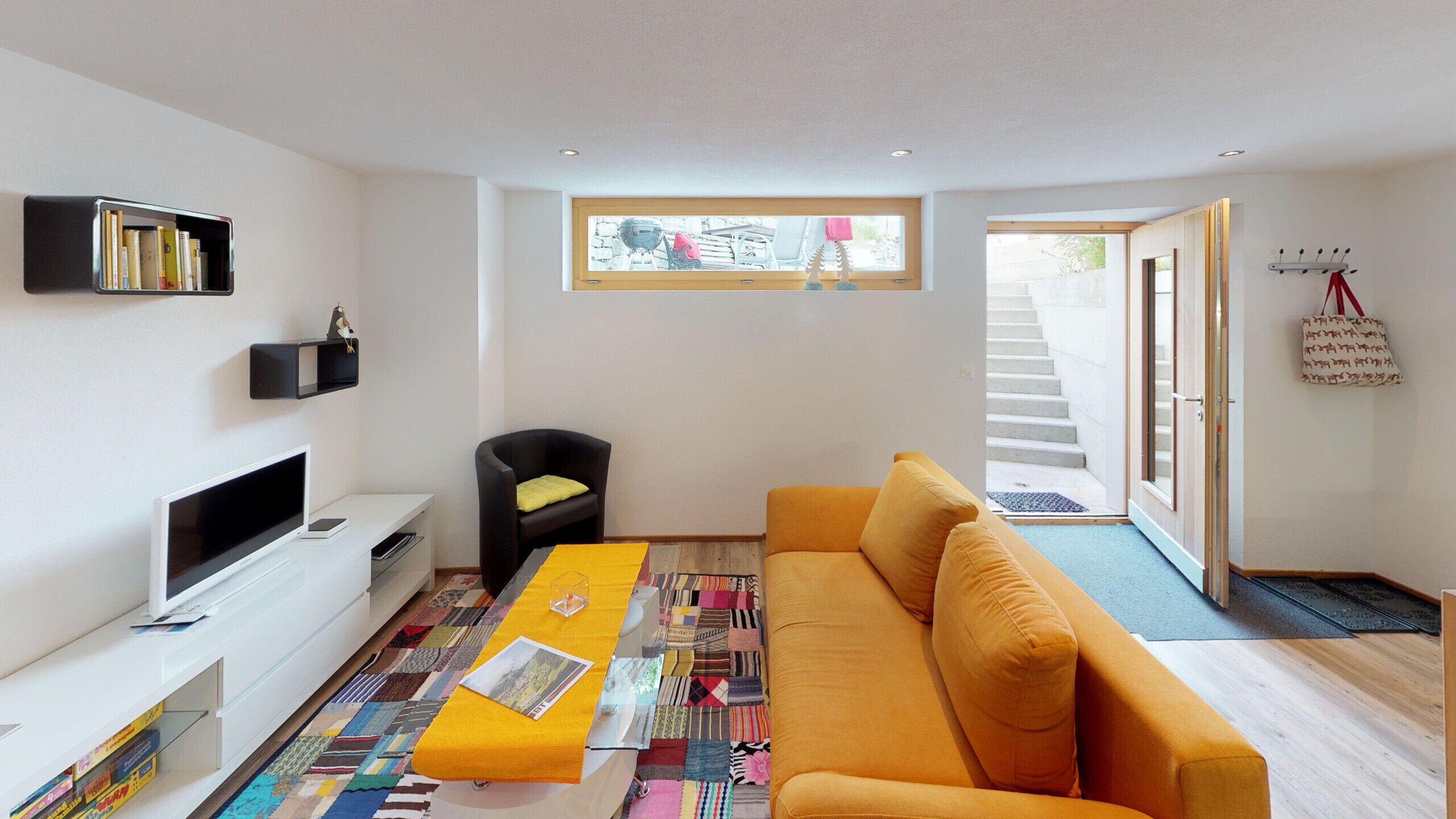 Chasa Samalgors: Modern And Family-friendly 3-room Apartment In The Idyllic Mountain Village Of Tschlin - Resia