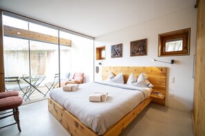 3 quartos, Wi-Fi de cortesia, roupa de cama