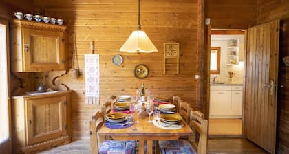 Chasa Avant Porta: Freistehendes 4.5-Zimmer-Chalet mit Panoramasicht