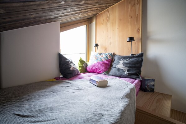 3 bedrooms, free WiFi, bed sheets