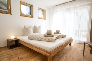 1 quarto, Wi-Fi de cortesia, roupa de cama