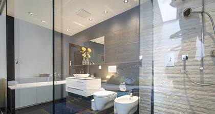 Chasa Emerita: Modern 3 1/2-room terrace flat with panoramic view