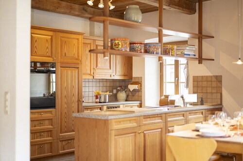 Chasa Scaletta: Large maisonette with lots of charm in the centre of Sent