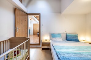 4 Schlafzimmer, kostenloses WLAN, Bettwäsche