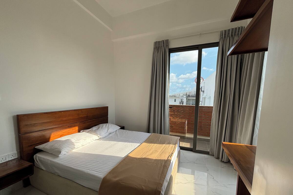 Penthouse, quang cảnh thành phố | Bàn, truy cập Internet không dây miễn phí, bộ trải giường 