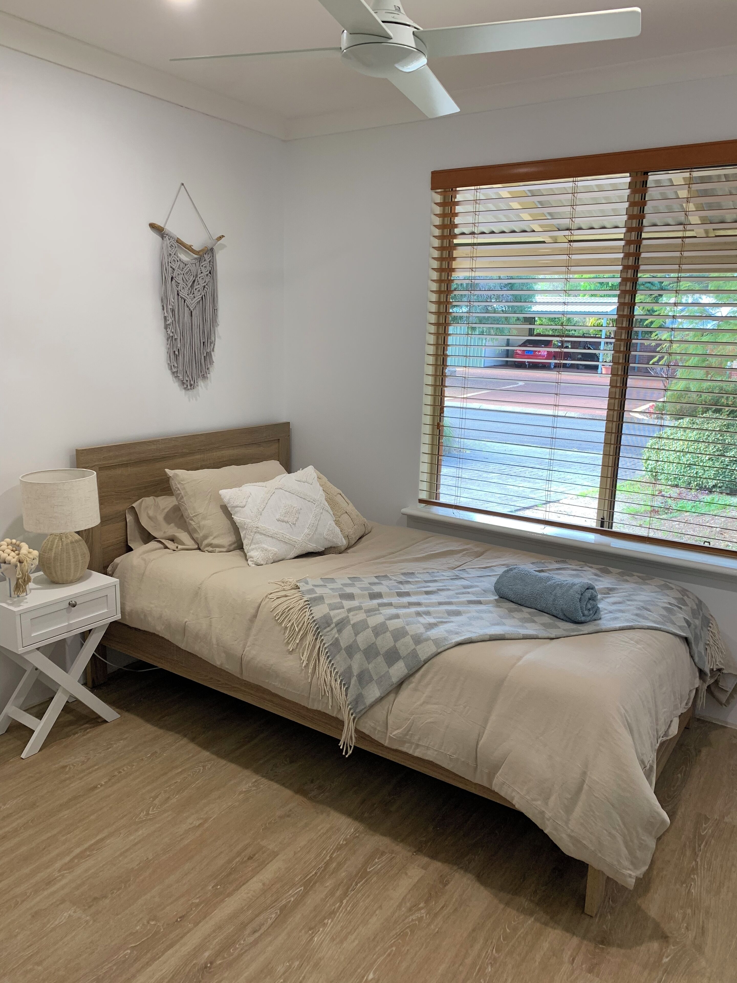 A Cosy Space Located 400m From Dunsborough City Centre. Pet Friendly! - Dunsborough