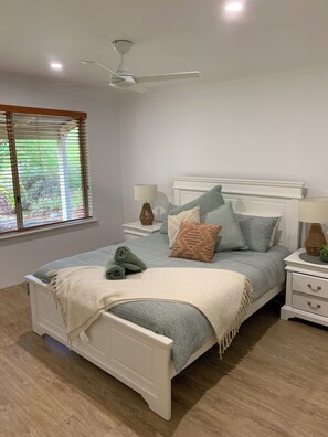 3 bedrooms, iron/ironing board, travel cot, WiFi