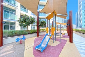 Exterior - bnbmehomes-Cozy 1B nr Dubai Fountain-307 (Dubai)