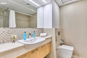 Bathroom - bnbmehomes-Cozy 1B nr Dubai Fountain-307 (Dubai)