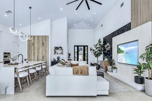 تلفزيون ذكي، كُتُب