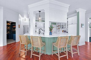 Fridge, microwave, oven, stovetop - Hidden Hills I Family Vacation, Hot tub, Sleeps 24, 56 scenic acres for hiking! (Fischer)