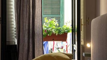 1 camera, Wi-Fi gratuito, lenzuola
