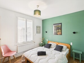 5 chambres, accès au Wi-Fi (inclus)