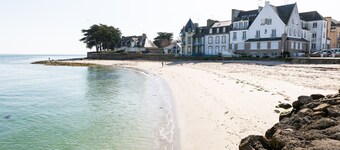 200m from Langoz beach - House for 10