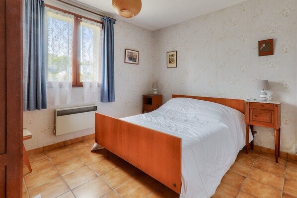 4 bedrooms, free WiFi