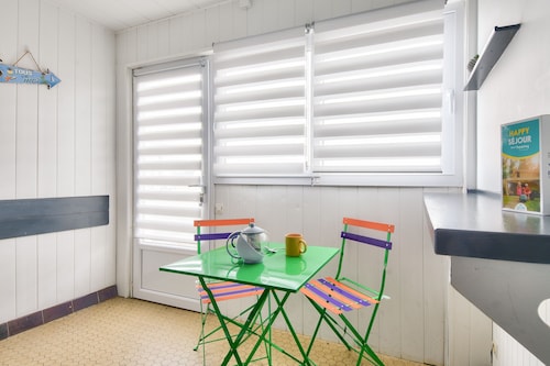 2 adults and 2 children – Pointe of Noirmoutier Island