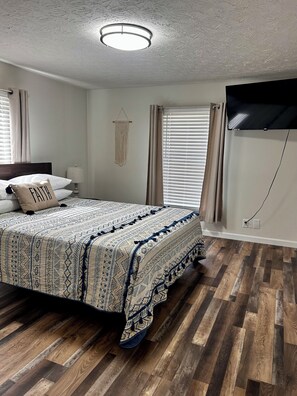 3 Schlafzimmer, Bügeleisen/Bügelbrett, Reisekinderbett, kostenloses WLAN