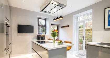 Host & Stay | Rock End