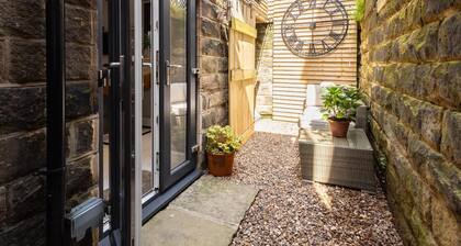 Host & Stay | Rock End