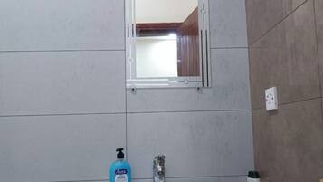 Chambre Double | Salle de bain