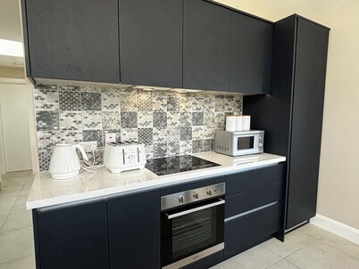 Cannon's Barn | Brand New Renovation | Stylish & New | Ocean Views