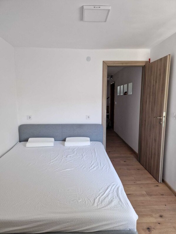 3 Schlafzimmer, Bügeleisen/Bügelbrett, kostenloses WLAN, Bettwäsche