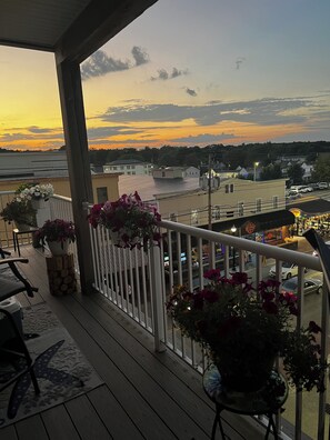 Property grounds - Oceanfront Beautiful Condo in heart of OOB (Old Orchard Beach)