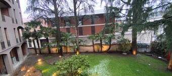 HUB 21052: Milan, Lakes, MXP, Train Station