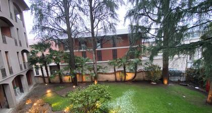 HUB 21052: Milan, Lakes, MXP, Train Station