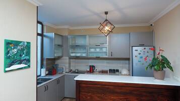 Shared fridge, microwave, electric kettle, highchair