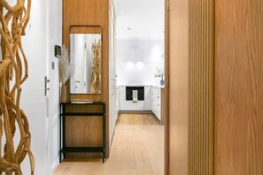 Interior - Luxury flat with view, Battersea - Pass the Keys (London)