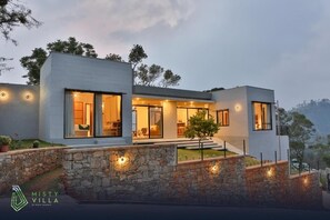 Front of property - Misty Villa by DBI (Ambagamuwa)