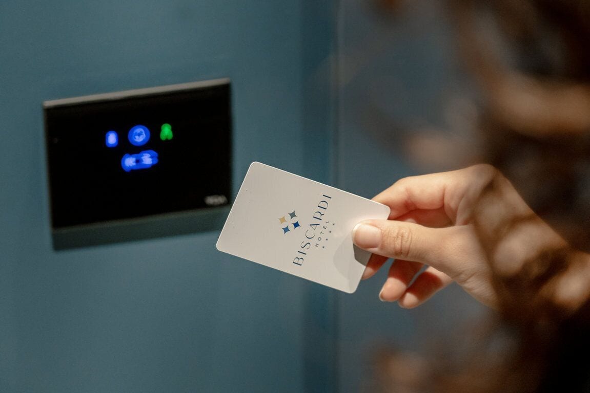 義大利 Frette 床單、高級寢具、羽絨被、Select Comfort 床墊