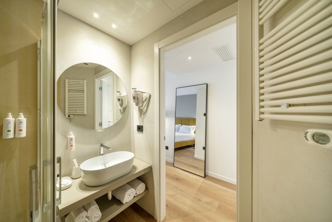 Photo - BISCARDI Hotel