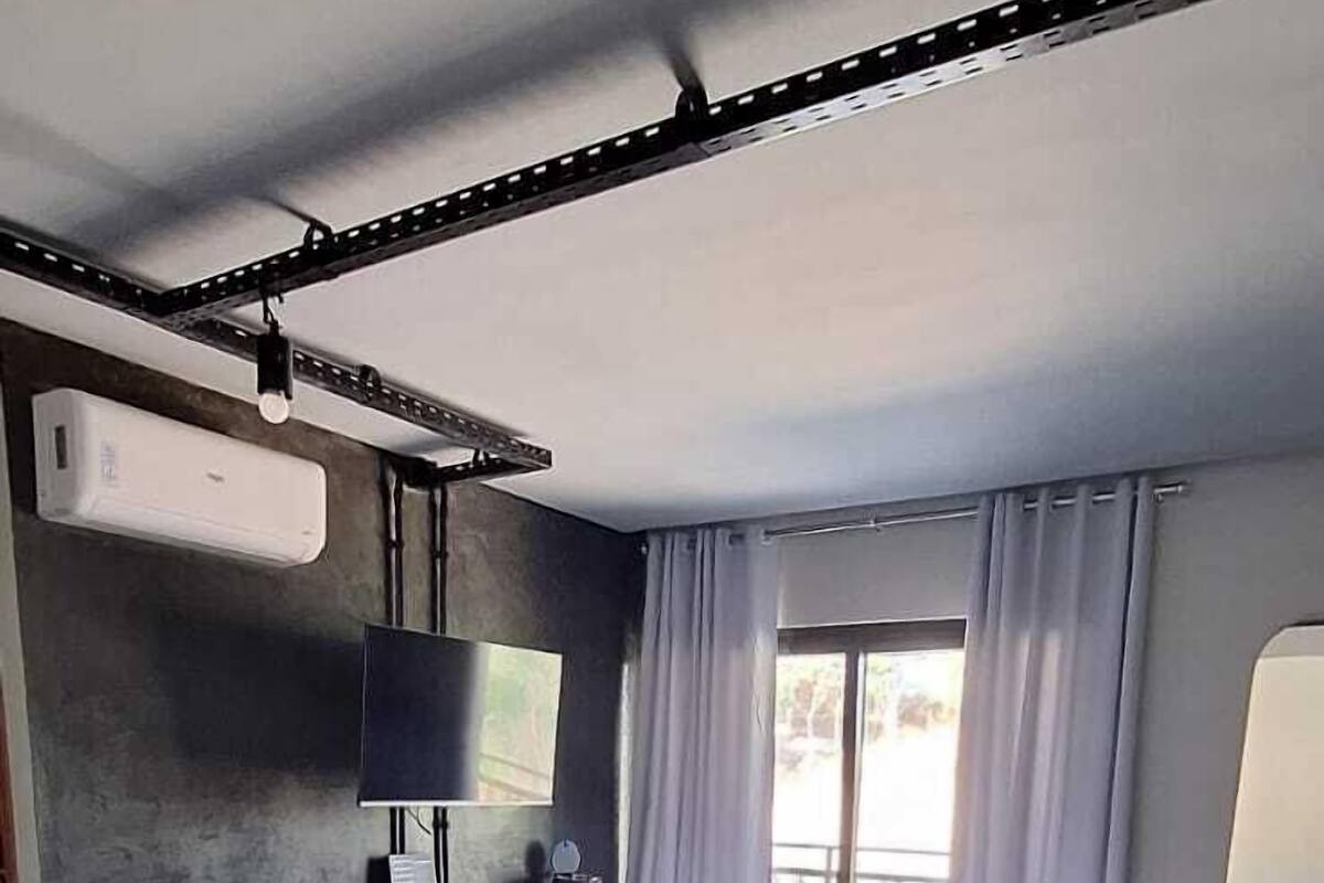 Standard Room | Hypo-allergenic bedding, individually decorated, desk, free WiFi