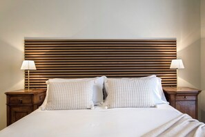 1 bedroom, soundproofing, iron/ironing board, free WiFi - AV Domus Propaganda (Roma)