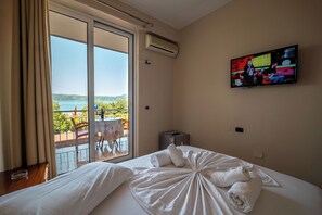 Habitación doble, vista al mar | Wifi gratis 