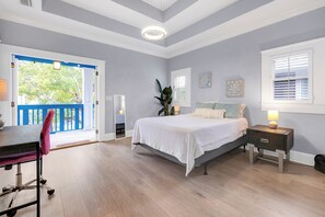 3 bedrooms, desk, free WiFi, bed sheets